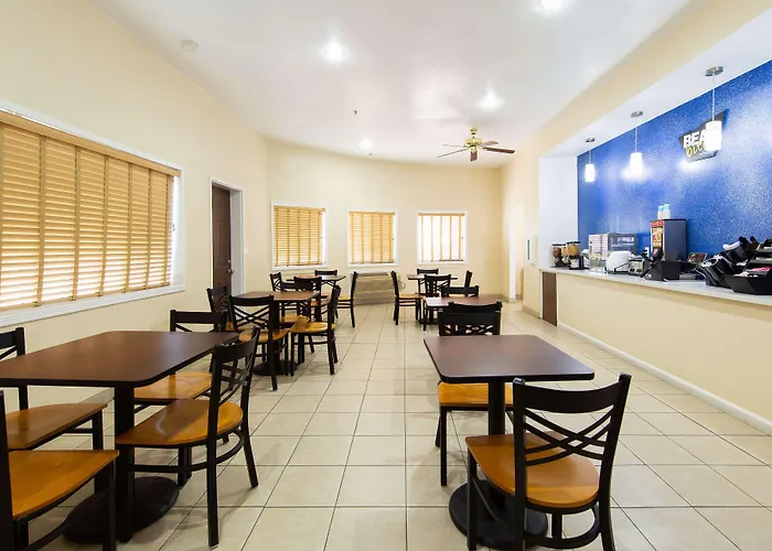 Travelodge By Wyndham Merced Yosemite